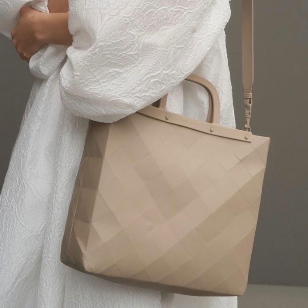 Charles&Keith Double Handle Large Geometric Tote Cream